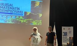 Prof. Dr. Ali Nesin’e Amedspor Forması