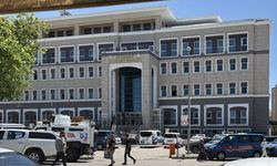 Şanlıurfa’da 8 yaşındaki çocuğa ütüyle işkence iddiası: Üvey anne ve 2 kişi tutuklandı