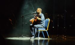 Delil Dilanar: Sesiyle mest etti