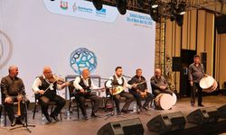 Şanlıurfa'da aşıklar, dengbejler ve abdallar müzik şöleni