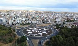 Diyarbakır Bismil’de, kuru peyzaj çalışmaları devam ediyor