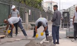 Diyarbakır’da yol ve kaldırımlar onarılıyor