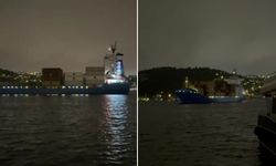 İstanbul Boğazı'nda sürüklenen gemi ters döndü