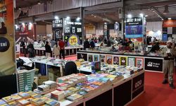 Kitap Fuarı İzlenimi: Ne demek Kürtçe oyuncak yok?