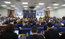 Fon vurgunu: 'Meclis bütçesinin 25 katını çalmışlar'