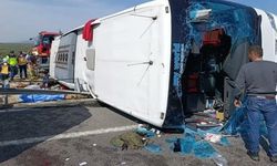 Manisa’da yolcu otobüsü ile TIR çarpıştı: 11 kişi hayatını kaybetti