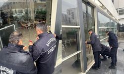 "Kız öğrenci yurdu karşındayız" reklamı kafeyi mühürletti