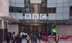 BBC’de tasarruf kararı: 3 kanal kapanacak, çok sayıda çalışan işten çıkarılacak