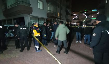 Anne, baba ve iki oğlu silahla vurulmuş halde evlerinde ölü bulundu