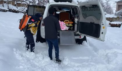 Muş'ta sağlık ekipleri 6 aylık bebek için seferber oldu