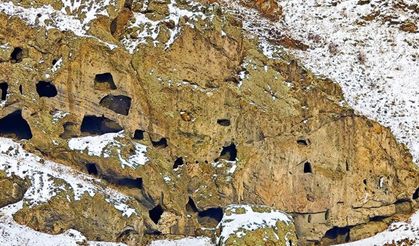 Tarihi mağaralar, doğaseverlerin yeni rotası oldu