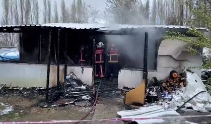 3 ve 4 yaşındaki kardeşler yangında hayatını kaybetti