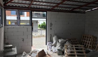 Belediye, Müdürün inşaatını mühürledi