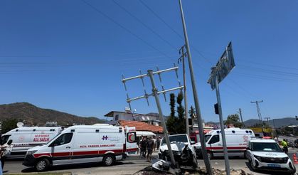 Fethiye'de feci kaza: 11 yaralı