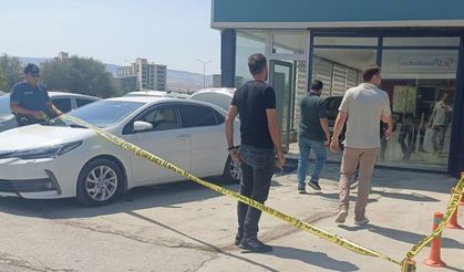 Oto galeriye silahlı saldırı: 1 yaralı