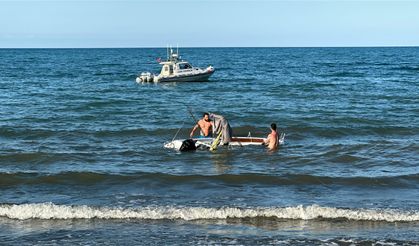Tekne alabora oldu: 5 kişi denize düştü