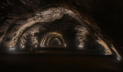 Serinlemek isteyenler yerin 150 metre altına iniyor