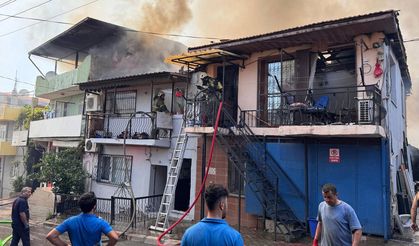 Evde başlayan yangın, mahalleye sıçradı