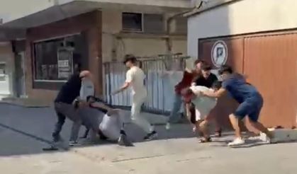 Kavga ettikleri şahsı taşla döve döve bayılttılar