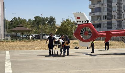Diyarbakır'da ambulans helikopter acil hasta için havalandı