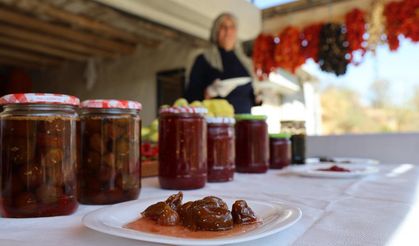 Diyarbakır'ın tescilli 'acı biberiyle' yapılan reçel, sofraları tatlandırıyor