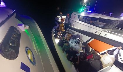 İzmir açıklarında 44 düzensiz göçmen yakalandı