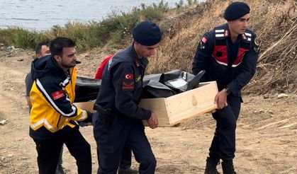 Nehirde çürümüş ceset bulundu