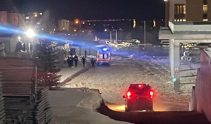 Şantiyedeki işçiler arasında bıçaklı kavga: 1’i ağır 4 yaralı