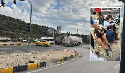 Tır ile öğrenci taşıyan minibüs çarpıştı: Çok sayıda yaralı