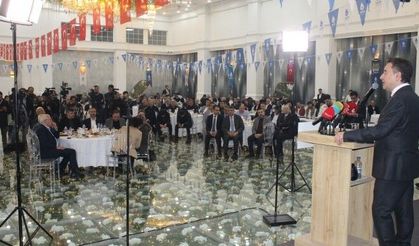 Ali Babacan Diyarbakır’da iftar programında