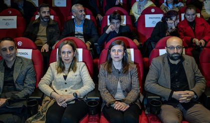 Eşbaşkan Bucak, ‘Uçan Köfteci’ filminin galasına katıldı