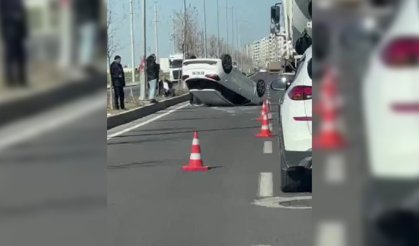 Diyarbakır'da araç takla attı: 1 yaralı