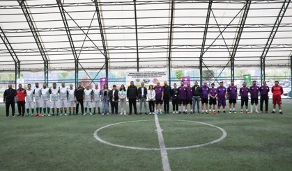 Diyarbakır'da 44 takımın katıldığı futbol turnuvası başladı