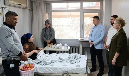 Dicle Üniversitesi yönetimi bayramda hastaları unutmadı