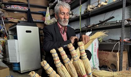 Diyarbakır’da 31 yıldır süpürge üretiyor