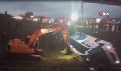 Malatya'da yolcu otobüsü devrildi: 4 yolcu hayatını kaybetti