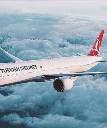 Şiddetli rüzgar: Uçaklar pisti pas geçti