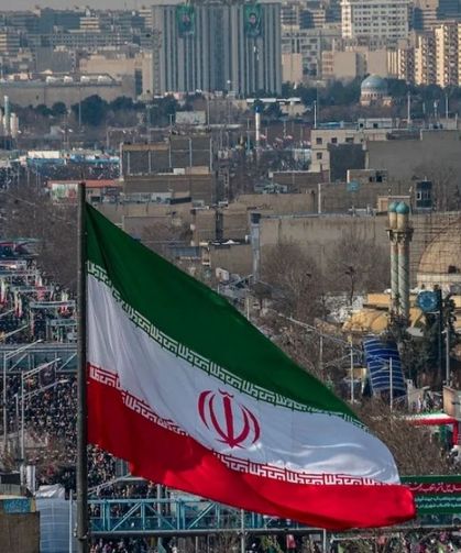 İngiltere, Tahran Büyükelçiliğini kapattı