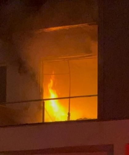 Diyarbakır'da ailesiyle tartıştı, evini ateşe verdi!