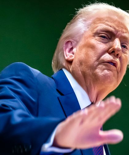 Trump: Hamaney çok endişelenmeli