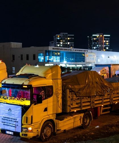 Diyarbakır’da toplanan yardımlar Kobani’ye ulaştı: Kampanya sürüyor
