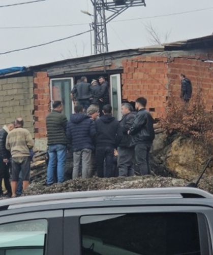 İki işçi göçük altında yaşamını yitirdi