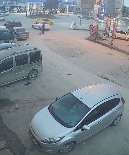 Kadına silah doğrultan şüpheli gözaltında