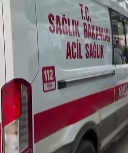 Göçükte mahsur kalan işçilerden biri kurtarıldı