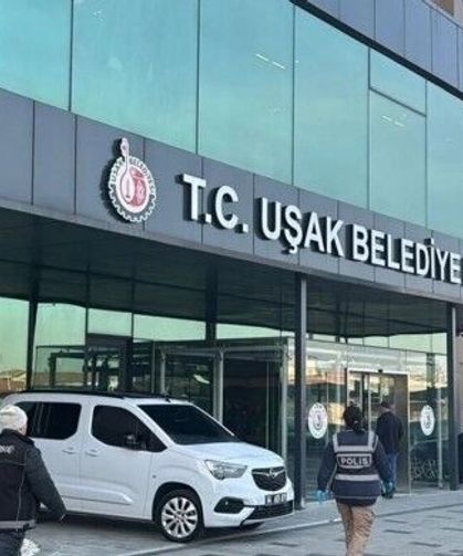 Uşak Belediye Başkanı tutuklandı