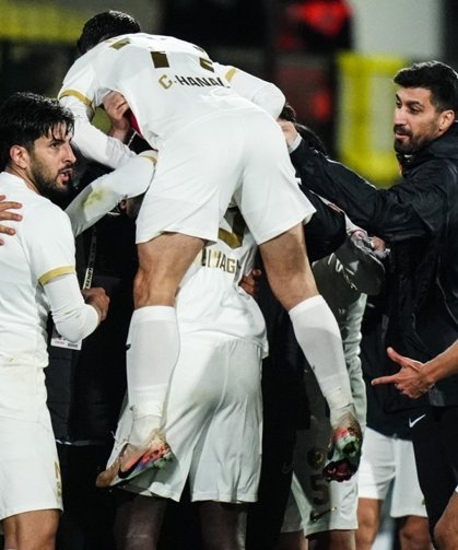 Amedspor-Ümraniyespor maçı biletleri satışa çıktı