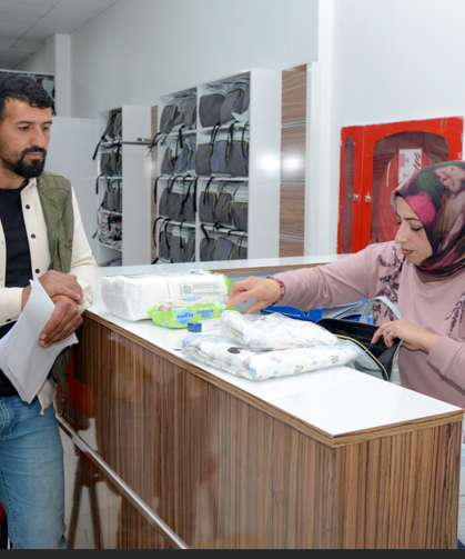 Diyarbakır Büyükşehir Belediyesinden bebeği olan 2 bin 300 aileye destek