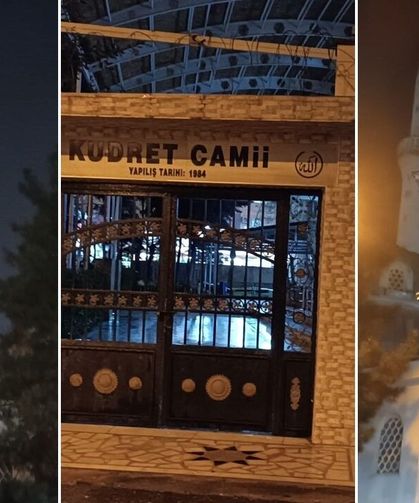 Cami minaresine yıldırım çarptı