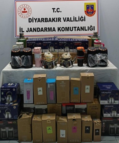 Diyarbakır'da kaçak ürünlere operasyon