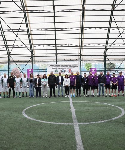 Diyarbakır'da 44 takımın katıldığı futbol turnuvası başladı